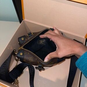 Cross body bag